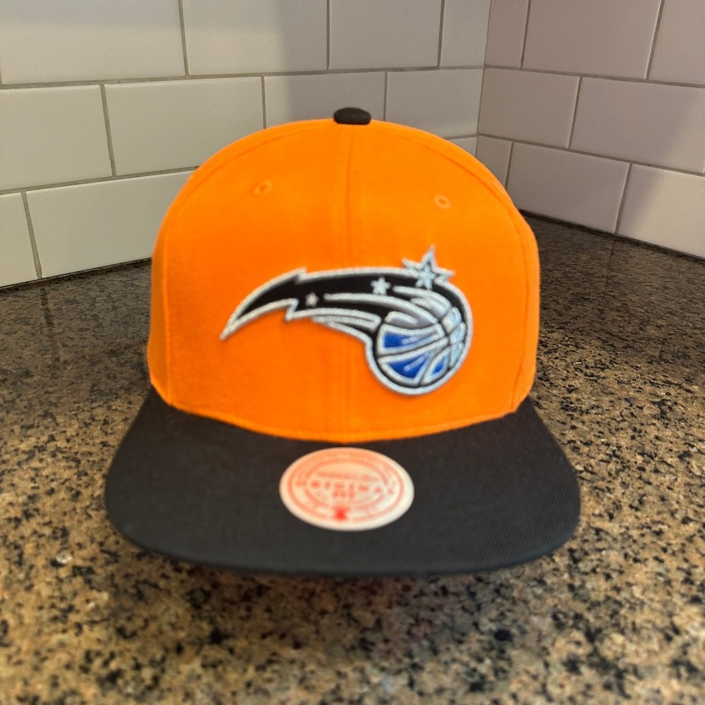 Orlando Magic Hat Mitchell & Ness Snapback Adjustable Orange Black NBA New